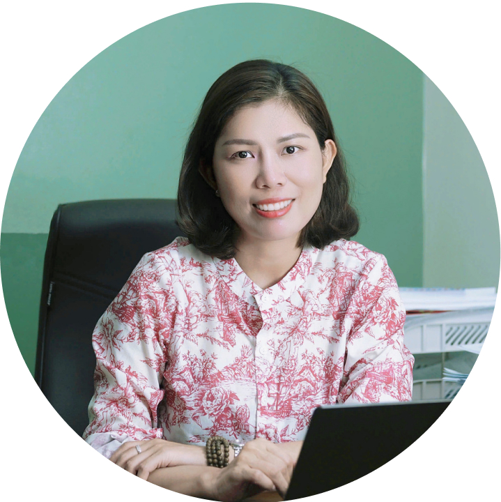 Cô Nguyễn Thị Việt Hà